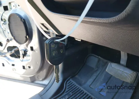 2011 Ford F-250 Lariat from USA, damaged, VIN 1FT7W2B60BEB36905